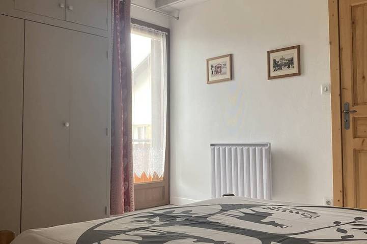 Comfortable and well-kept Vercors house, made beds, closed garage & Wifi in Villard-de-Lans, Parc naturel régional du Vercors