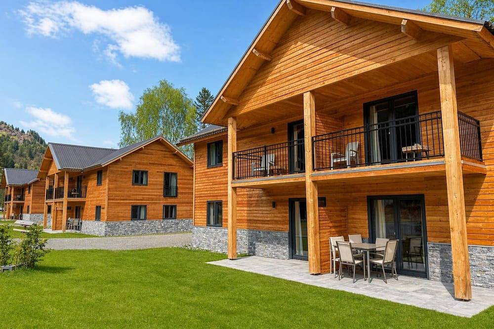 Ganze Wohnung, Stilvolles Apartment an einem See mit Bergblick in Afritz am See, Villach-Land