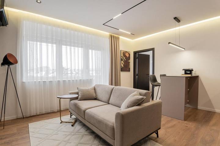 Ferienwohnung für 2 Personen, mit Balkon und Ausblick in Kosovo