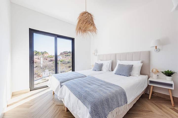 Ferienhaus für 8 Personen, mit Balkon in Salema - 4