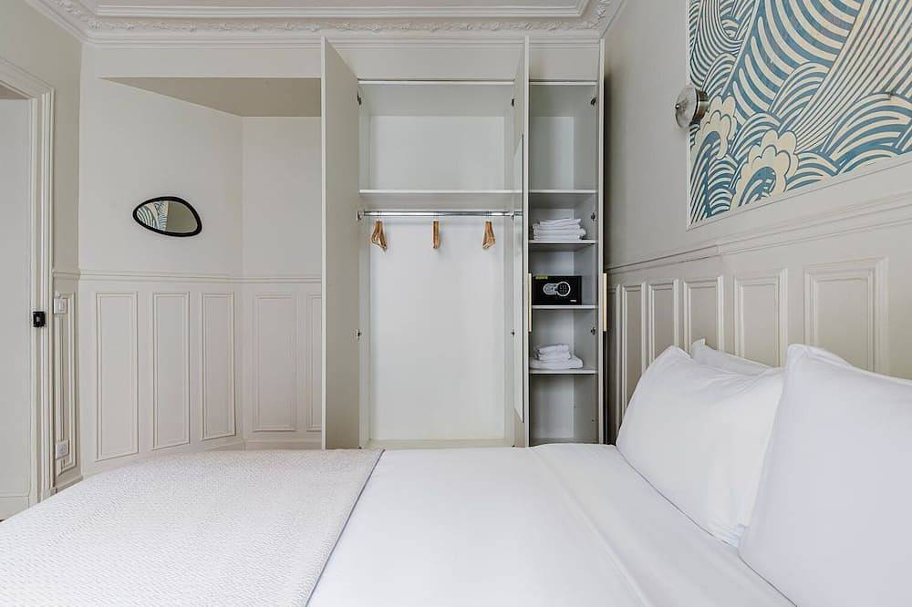 Appartement entier, Blueground | Saint Germain des Pres, nr garden in Paris, Île de France