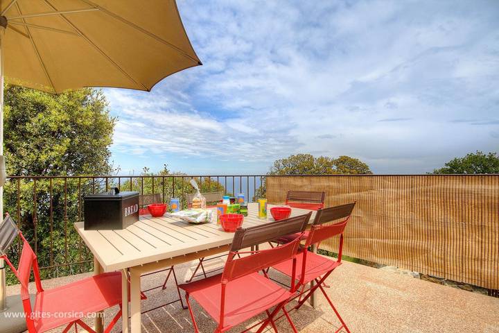 Casa vacanza per 4 persone, con Terrazza a Corbara