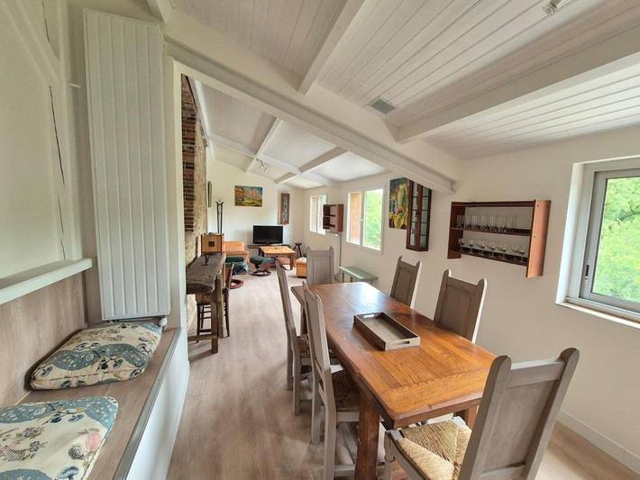 Maison d’hôte pour 8 personnes, avec jardin à La Verrie