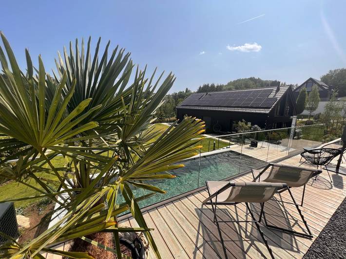 Chalet für 3 Personen, mit Balkon und Balkon/Terrasse sowie Whirlpool und Terrasse