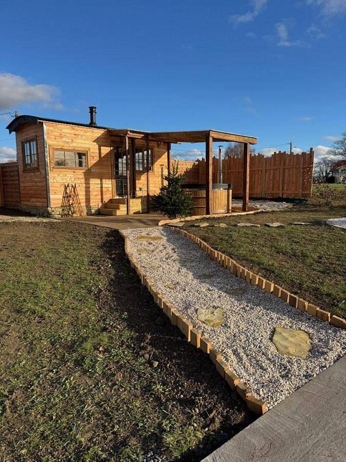 Chalet pour 2 personnes, avec terrasse et sauna ainsi que jardin et vue, animaux acceptés dans Meurthe-et-Moselle - 3