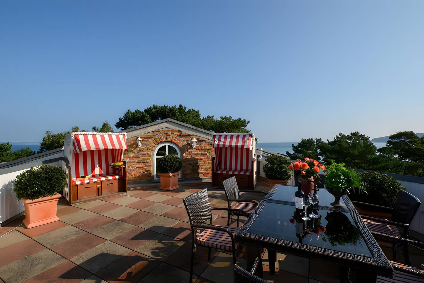 Ganze Wohnung, Apartment Meerblick Whg 17 mit Meerblick und privater Dachterrasse  in Ostseebad Binz, Binz
