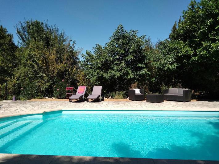 Chambre d’hôte pour 4 personnes, avec Terrasse et Jardin ainsi que Piscine et Vue à Monteux - 2