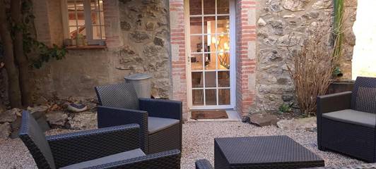 Gîte pour 12 personnes, avec jardin et vue, animaux acceptés à Le Vivier