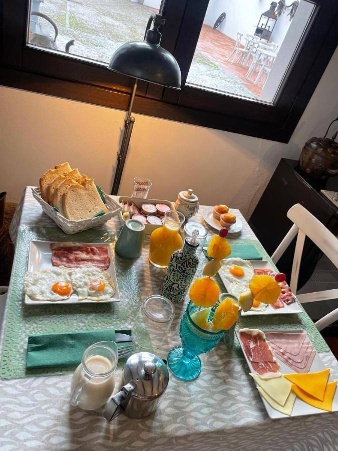 Hotel para 2 personas, con piscina y vistas además de jardín y terraza, Se admiten mascotas en Ronda - 3