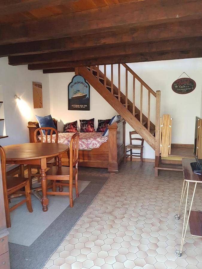 Location de vacances pour 3 personnes, avec jardin, animaux acceptés à Miers - 2