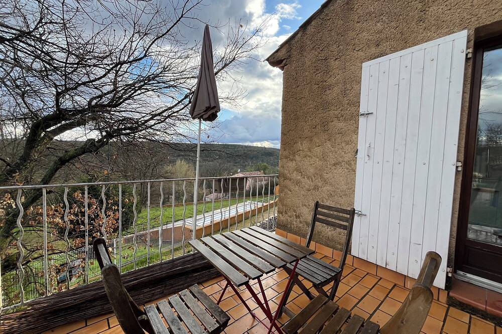 4-guest flat w/ terrace & shared pool – Verdon countryside in Artignosc-sur-Verdon, Brignoles region
