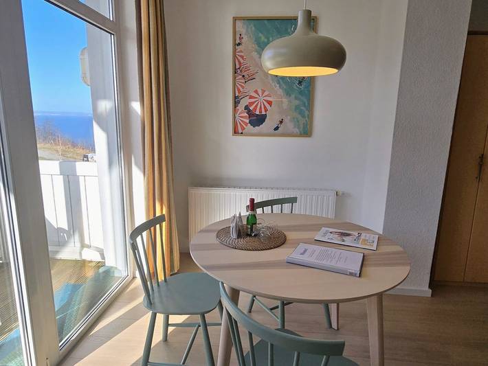 Ferienwohnung für 3 Personen, mit Garten und Sauna sowie Seeblick und Balkon, mit Haustier in Sellin - 3