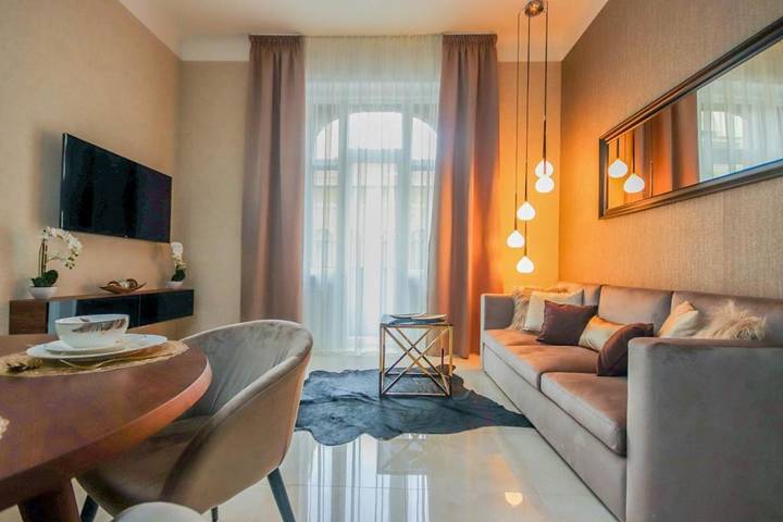 Apartahotel para 7 personas, con sauna además de vistas y terraza en Budapest