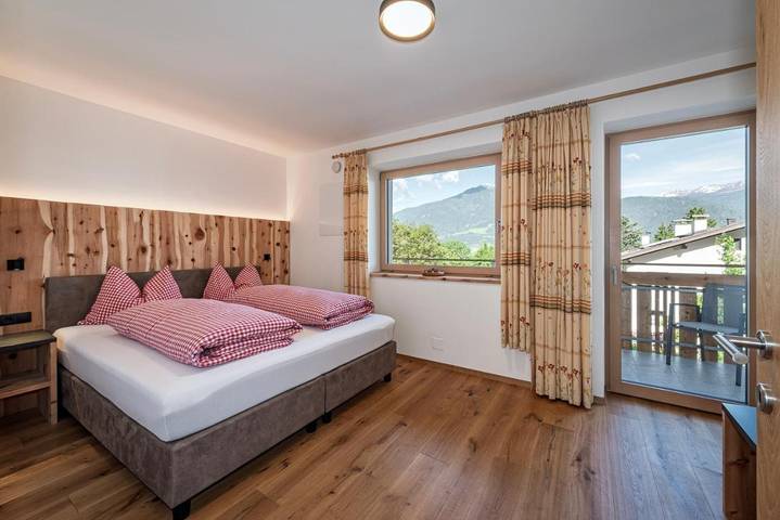 Gîte pour 5 personnes, avec Balcon et Terrasse ainsi que Jardin et Vue à Bressanone - 3