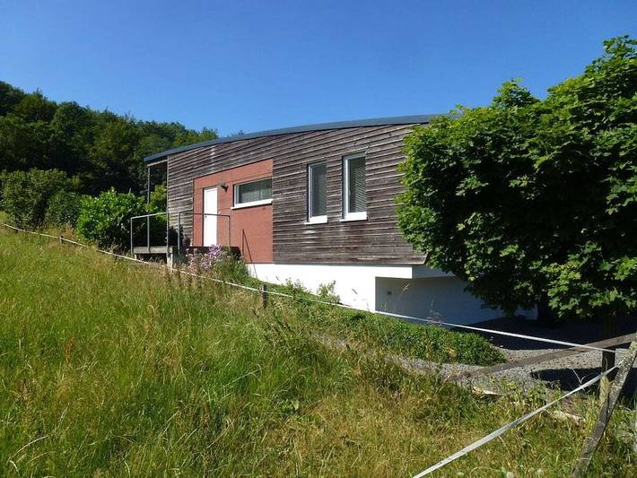 Ferienhaus für 4 Personen, mit Terrasse und Sauna in Berlingen (Eifel)