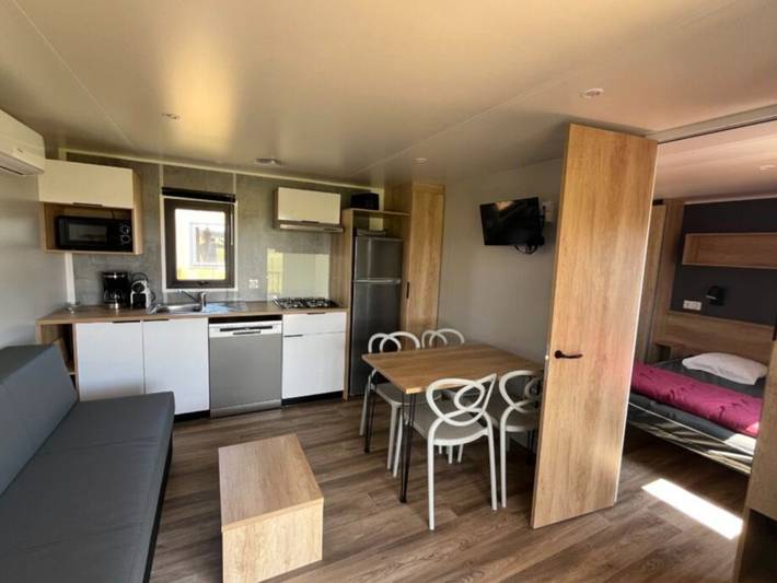 Camping pour 4 personnes, avec terrasse, animaux acceptés à Dolus-d'Oléron - 3