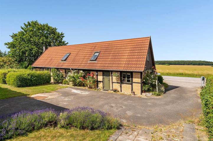 Holiday home for 6 people, with terrace and garden - 1