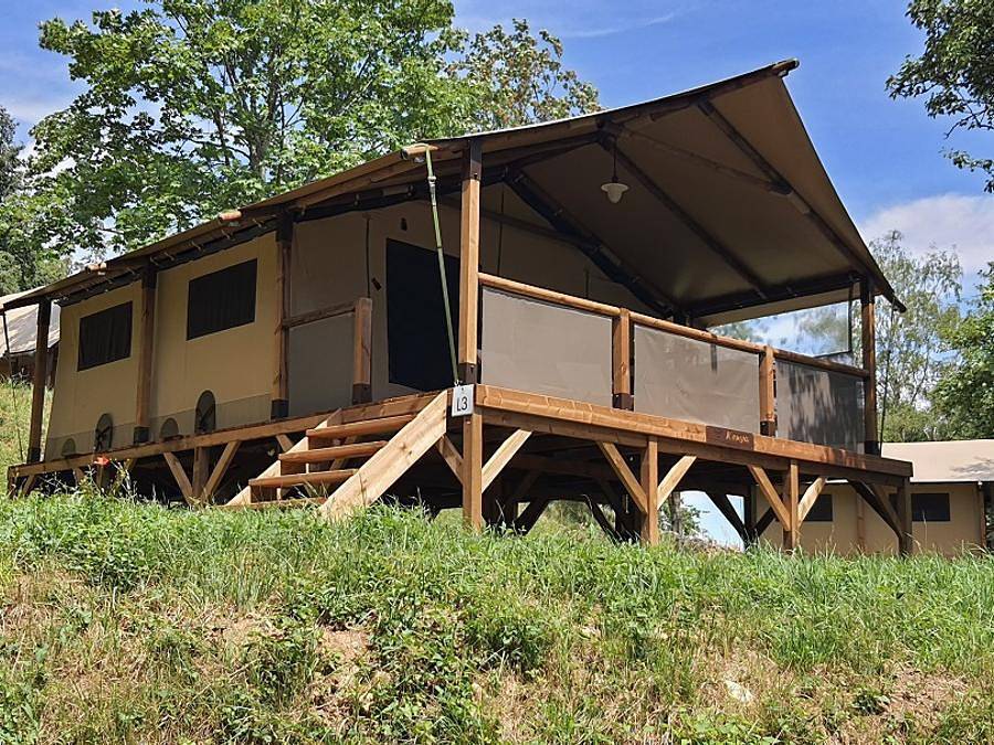 Camping Lac de Saint-Point Lamartine - Lodge 5 personen - Zelt Ecolodge Premium 34m² - 2 Zimmer - überdachte Terrasse in Mouthe-Lac et Mont d’Or, Doubs