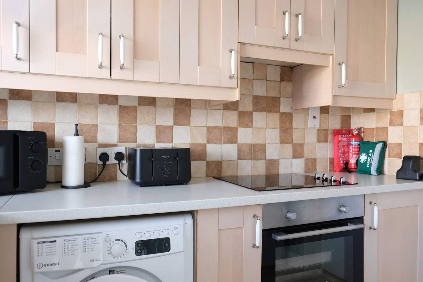 Modern 3Br Family Home w/ Garden | Luton in Luton, Chiltern Hills