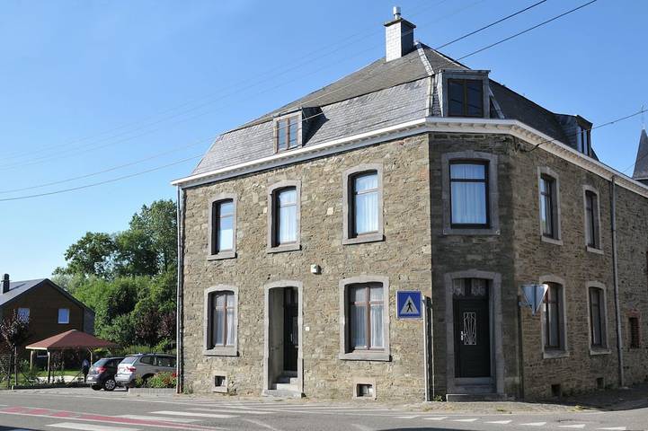 Location de vacances pour 8 personnes, avec Terrasse dans Bourcy