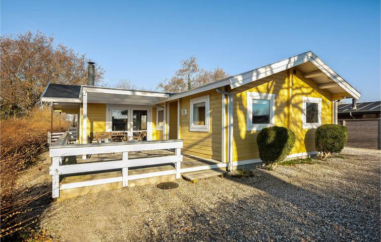 Ferienhaus für 6 Personen, mit Terrasse und Garten in Binderup Strand