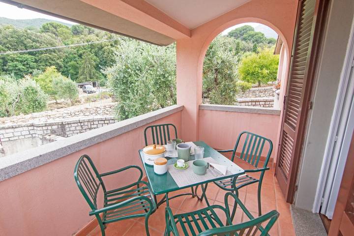 Ferienhaus für 5 Personen, mit Balkon und Terrasse sowie Garten in Marciana Marina