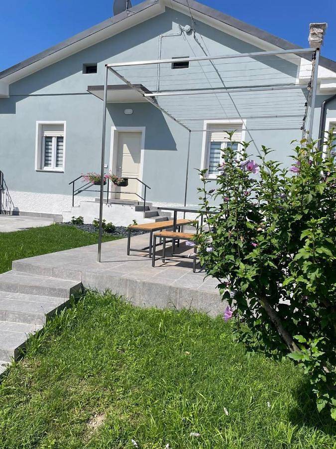 Villa für 8 Personen, mit Garten in Desenzano del Garda