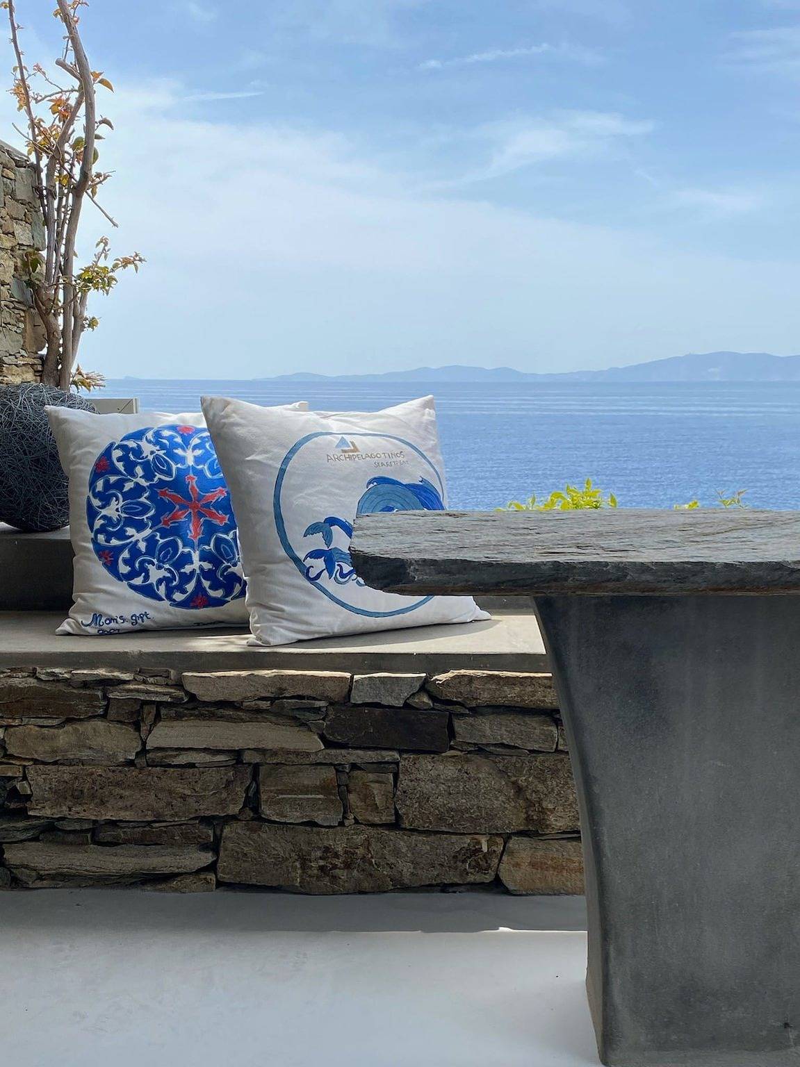 Thrilling Tinos See Front Studio | Zoi Studio | Breathtaking Sea Views | Private Furnished Terrace | Pet Friendly | Shared Outdoor Pool | Prime Location | Agios Romanos in Tinos