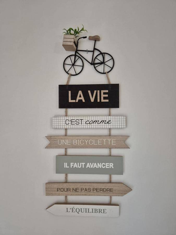 Location de vacances pour 5 personnes, avec jardin à Charmé - 3