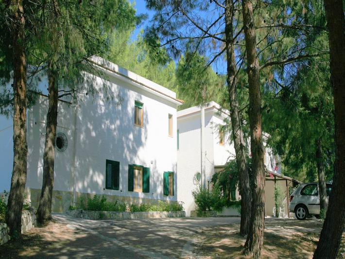 Gîte pour 6 personnes, avec piscine, adapté aux familles à Vieste - 2