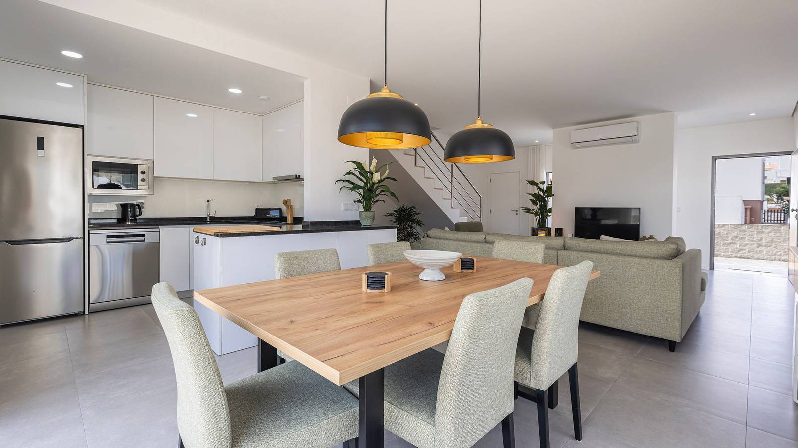Outstanding Villa with Private Pool by Lovelystay in Salir do Porto, Tornada e Salir do Porto