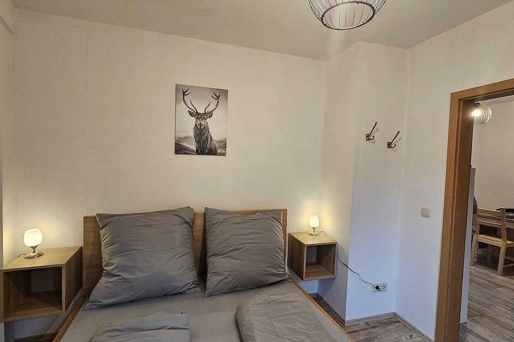 Ganze Wohnung, Tolle neue Fewo mit Garten in Bad Liebenstein Ortsteil Schweina in Schweina, Bad Liebenstein