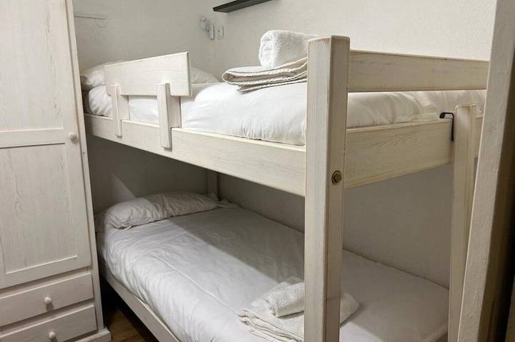 Gîte pour 6 personnes, avec piscine et balcon à Bourg-Madame - 4