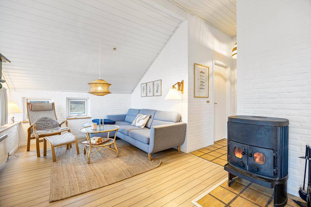 Ferienhaus mit geschlossener Terrasse in strandnaher Lage in Ringkøbing, Holmsland Klit