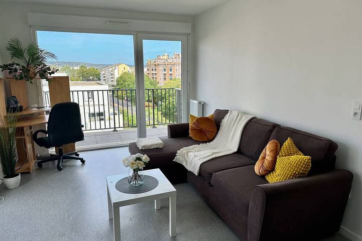 Appartement de vacances pour 4 personnes, avec jacuzzi et balcon à Sannois