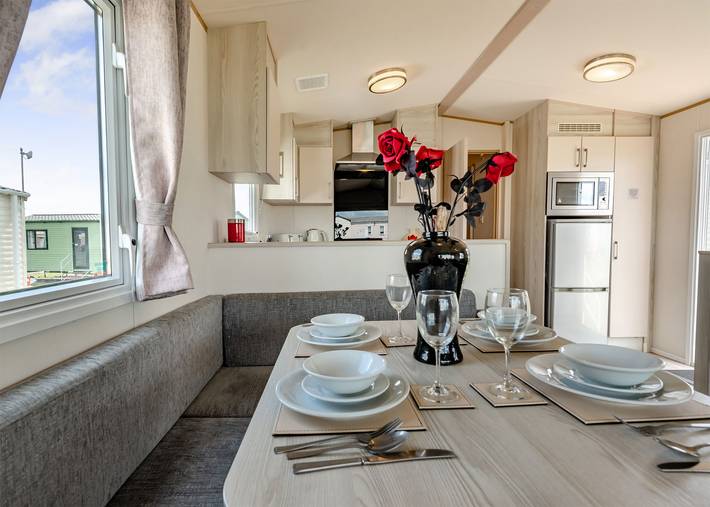 Gold 3 Bedroom Caravan, Sleeps 8 in Calbourne, Isla de Wight