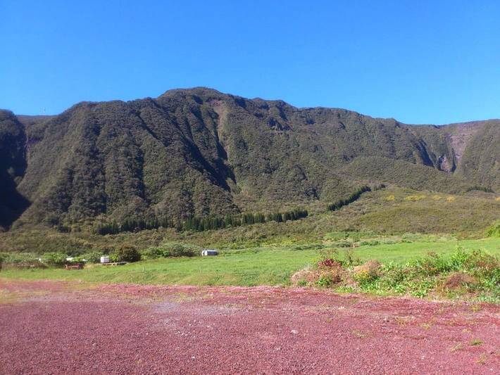 Location de vacances pour 6 personnes, avec jardin et vue à La Plaine-des-Palmistes - 2