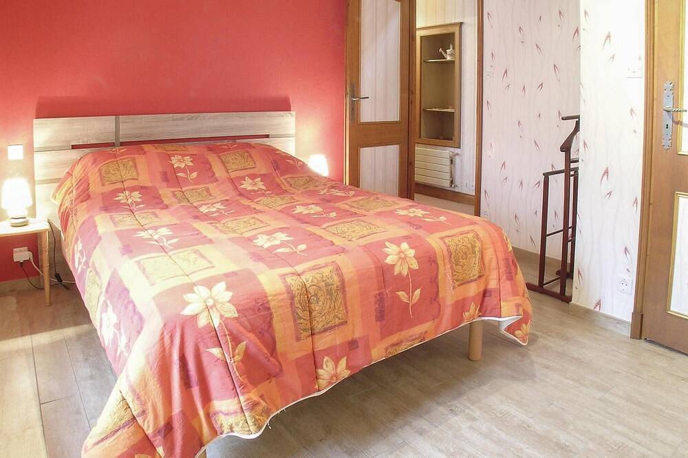 Superbe maison de 5 chambres à Louzy in Louzy, Deux-Sèvres
