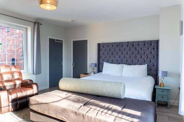 Holiday apartment for 3 people, with Garden in Bedford