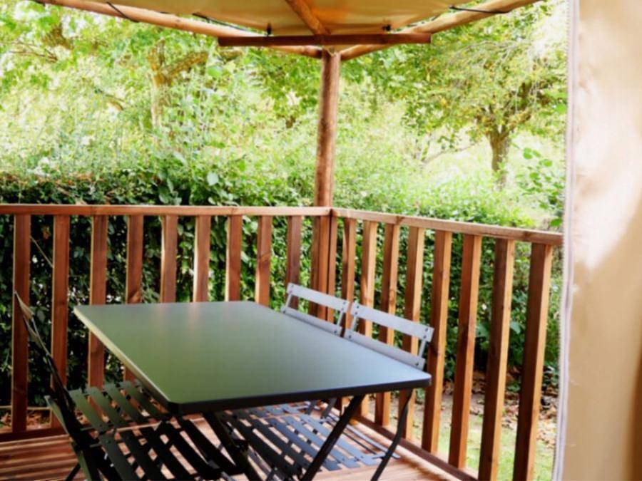 Camping Canal de Berry - Lodge 4 personen - Familie Plus in Saint-Amand-Montrond