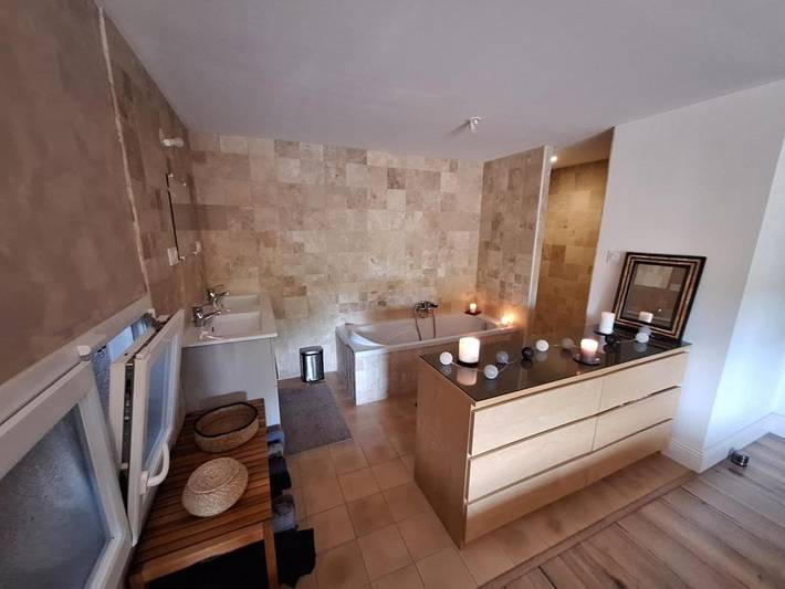 Location de vacances pour 6 personnes, avec vue et jardin, animaux acceptés à Saint-Avit-Saint-Nazaire - 4