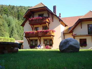 Cottage pour 2 personnes, avec sauna ainsi que piscine et jacuzzi au Parc naturel régional des Ballons des Vosges