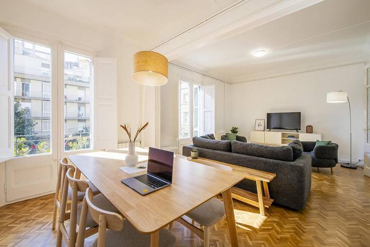 Apartamento de vacaciones para 6 personas, con balcón - 1