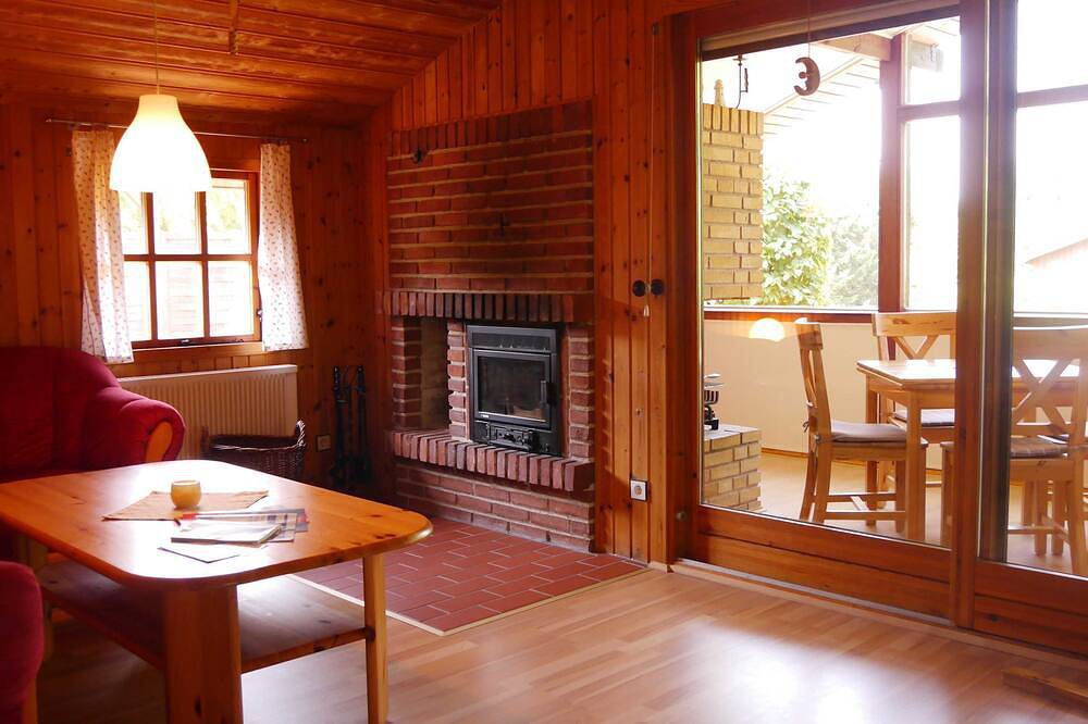 Stolley: Ferienhaus mit Garten, Kamin und Sauna - Ferienhaus Stolley in Silberstedt, Grünes Binnenland