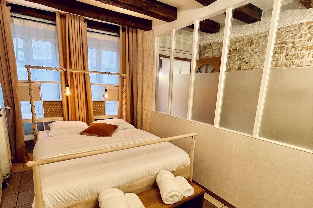 Maison de Ville de caractère avec terrasse, \"L'Aparté \". in Verdun (Municipalité), Verdun