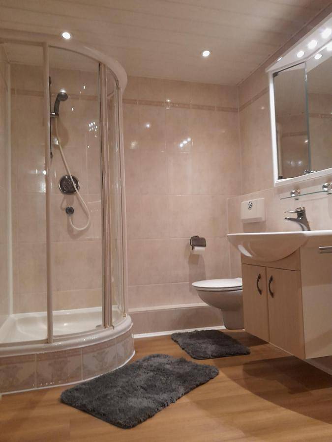 Ganze Wohnung, Ferienwohnung Georg in Utting am Ammersee in Utting, Ammersee