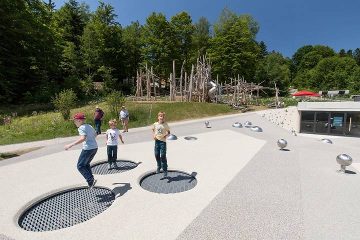 Ferienpark für 4 Personen, mit Balkon/Terrasse und Balkon sowie Pool und Sauna, kinderfreundlich im Bayerischer Wald - 3