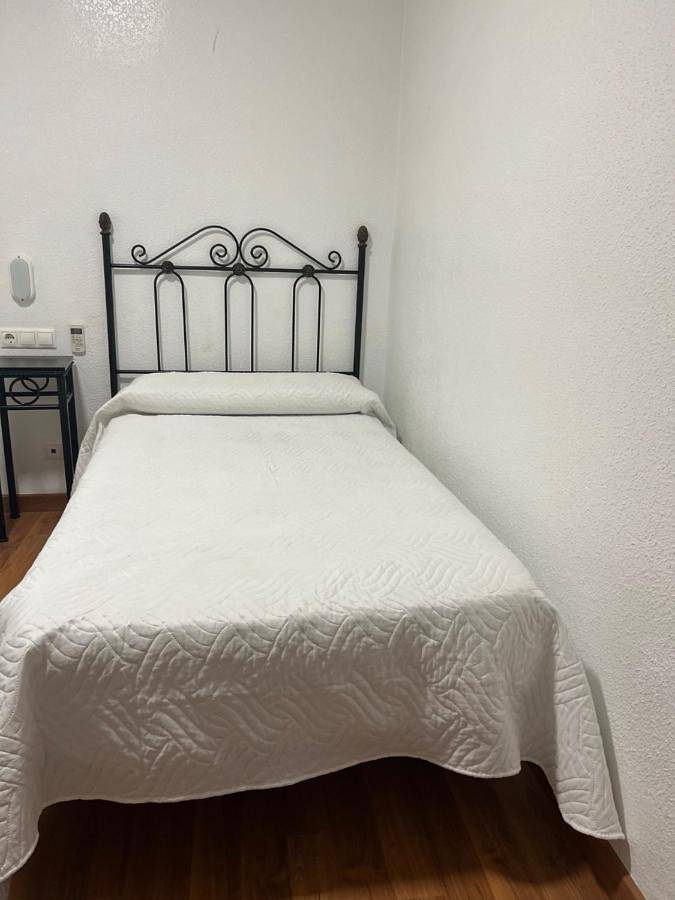 Hôtel pour 2 personnes, avec terrasse, animaux acceptés à Abarán - 4