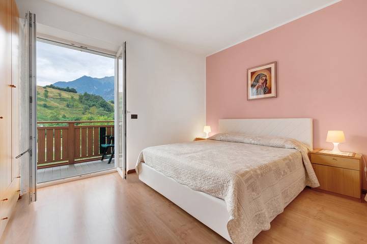 Appartamento per 3 persone, con balcone in Comano Terme