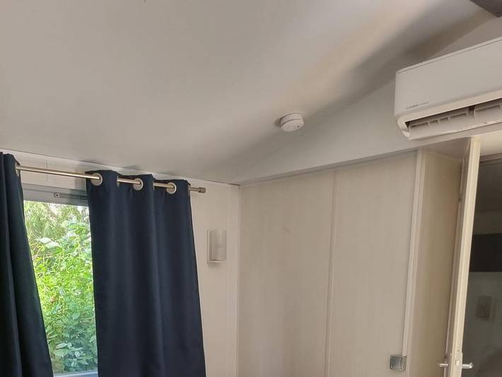 Camping Le Moulin Du Roy - Mobilheim 4 personen - Mobilheim Cottage Bois Confort - 2 Zimmer - Klimaanlage - 25m² - - - - - - - - - - - - - - - -. in Revel, Lauragais